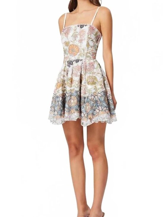 Elliatt Dresses & Skirts - Elliatt Soraya Mini Dress - Multicolor
